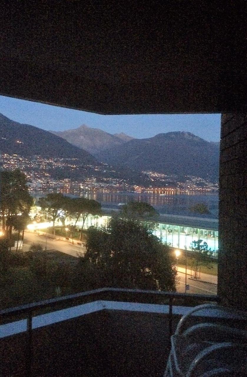 Appartamento Locarno: Casa Lido Esterno foto